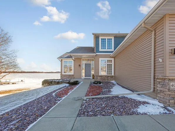 4090 Wells Lake Ct, Faribault, MN 55021