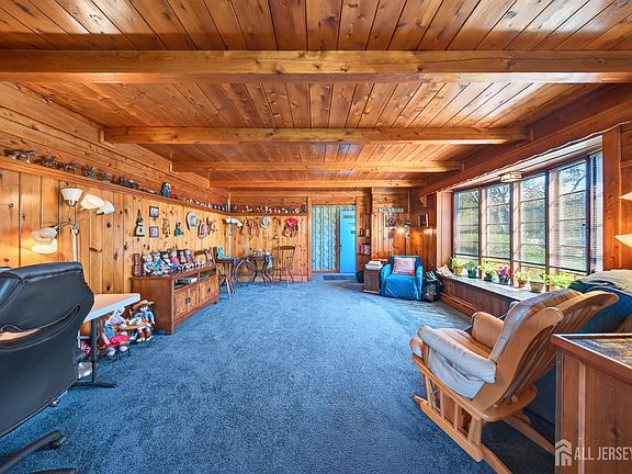 5th image of 5 Lydecker Pl