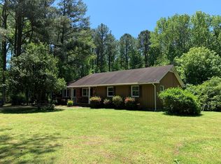 203 Norris Dr, Weems, VA 22576