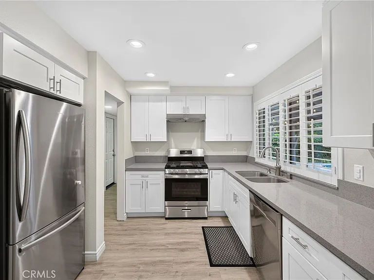 23547 Decorah Rd — Photo 14