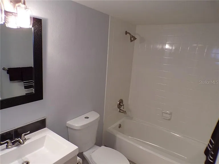 110 Cypress Woods Ct #2B — Photo 23