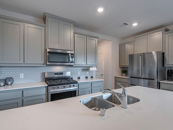 2nd image of 6017 Wildflower Way