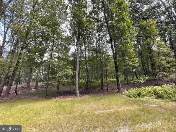 50 Alpine Dr, Zion Grove, PA 17985