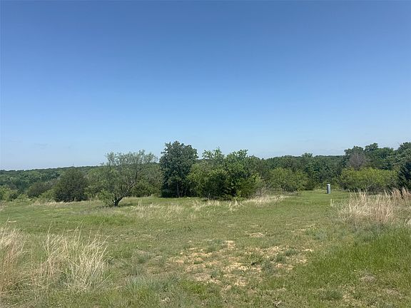 3rd image of County Rd