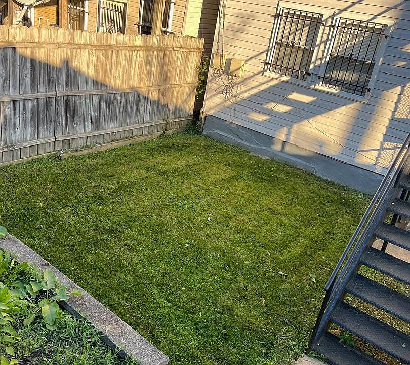 2nd image of 1720 Capitol Ave NE APT 2