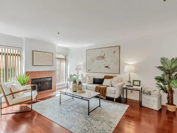 1 Elm St APT 108, San Carlos, CA 94070