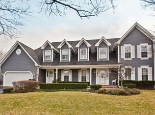 1 N Old Creek Rd, Vernon Hills, IL 60061