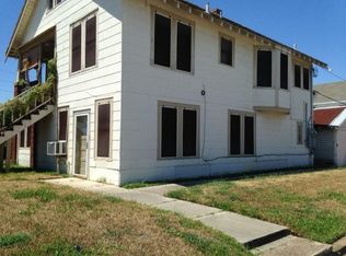 5202 Avenue O, Galveston, TX 77551