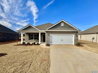 14885 Demarie Ln, Athens, AL 35613