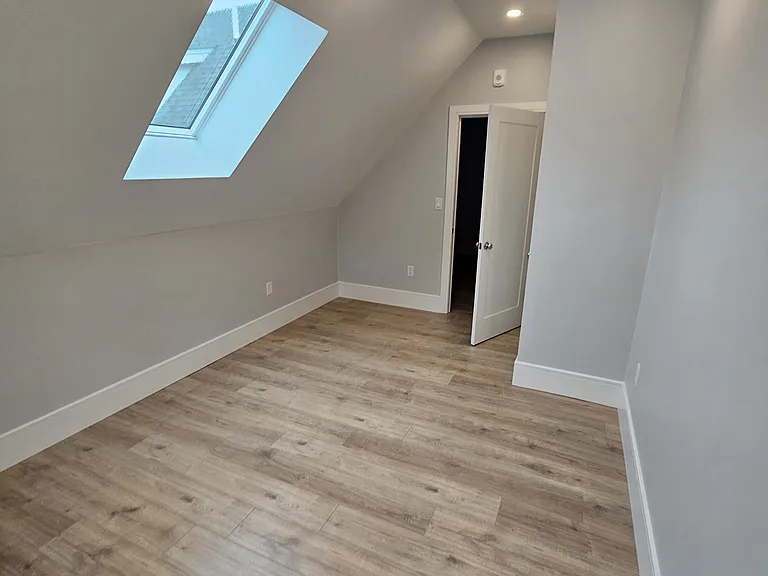 124 Kenrick St #5 — Photo 9