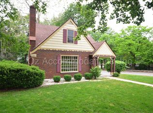 2517 W 50th Pl, Westwood, KS 66205
