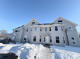 6 Pond St, Charlottetown, PE C1A2P2