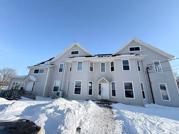 6 Pond St, Charlottetown, PE C1A 2P2