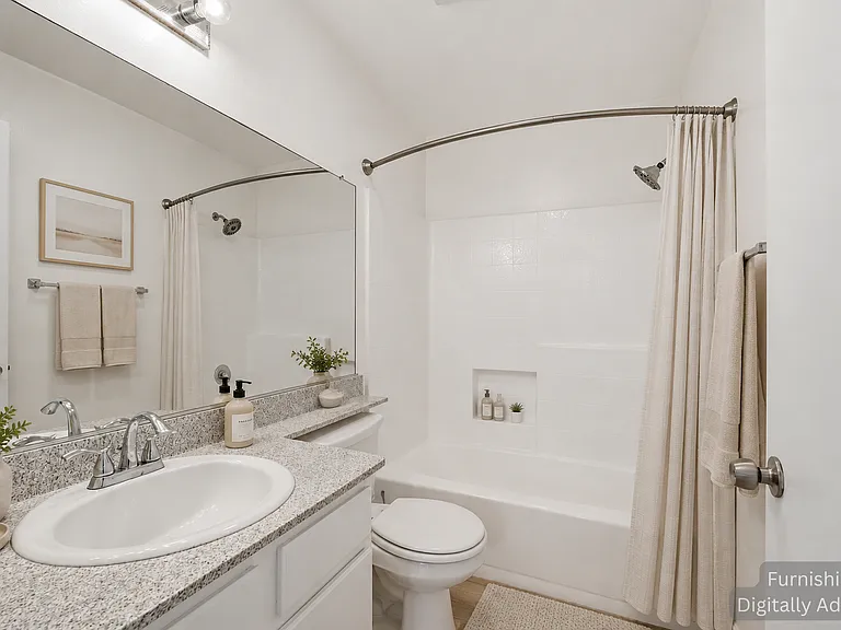 908 S Shenandoah St #104 — Photo 3