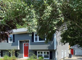 158 Washington Rd, Barrington, RI 02806