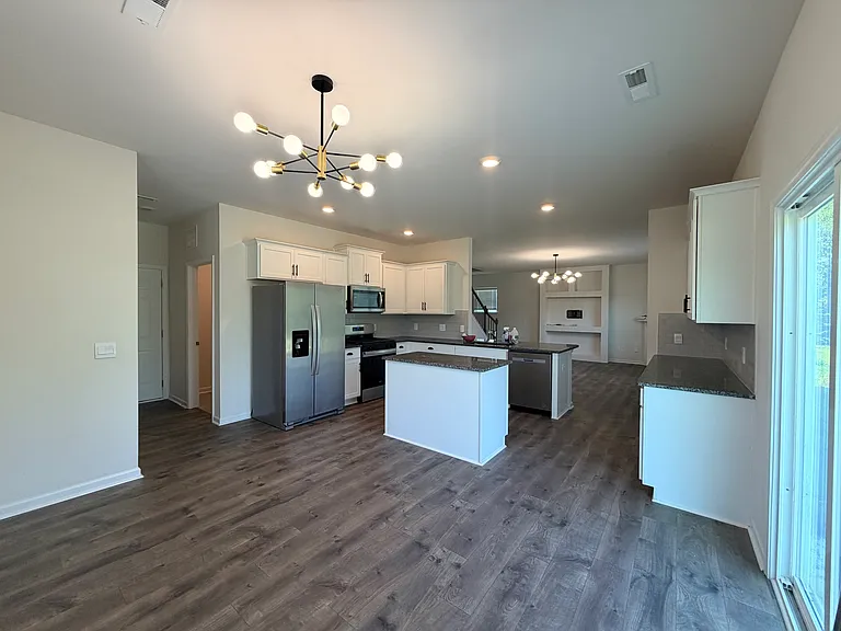 1121 Tilburn Ter — Photo 5
