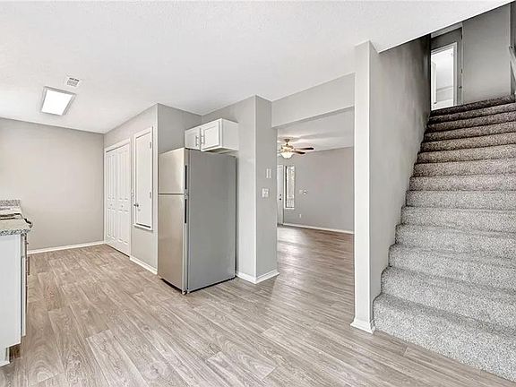 4th image of 3150 N Kensington Ct #1