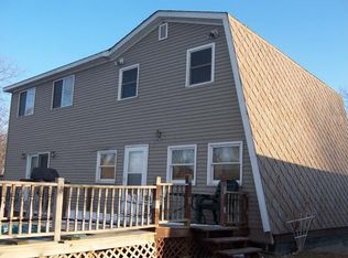 725 E 635 S, Wolcottville, IN