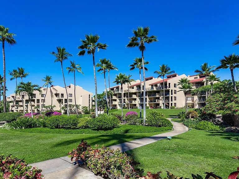 S Kihei Rd — Photo 34