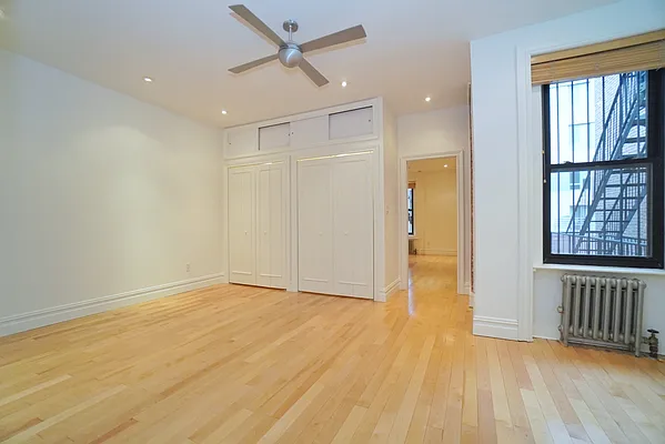 Sold by REMAX Elite | media 39