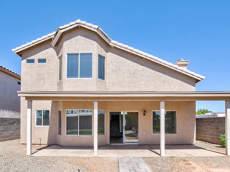 1550 N Sunset Pl — Photo 23
