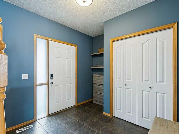 2nd image of 515 N Stonegate Rd NW