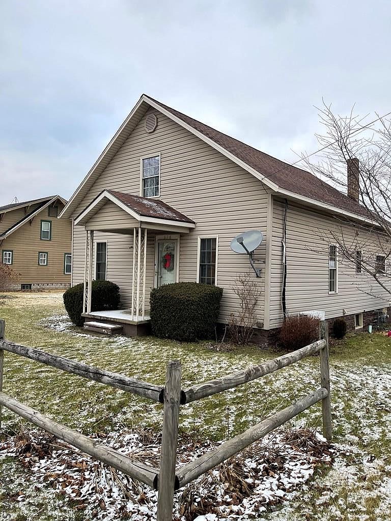 378 Locust St, Sidman, PA 15955 Zillow