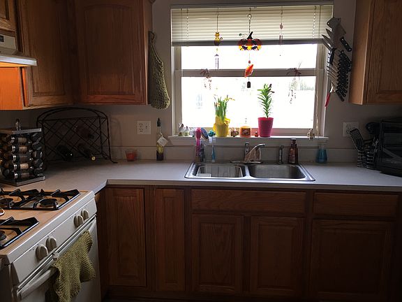 2nd image of 3000 Simmons Ct