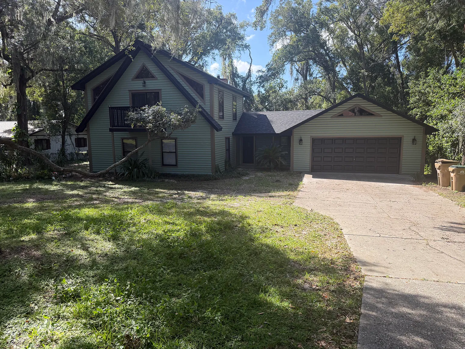 3 bed, 2258 sqft, $3,280 — Photo 2