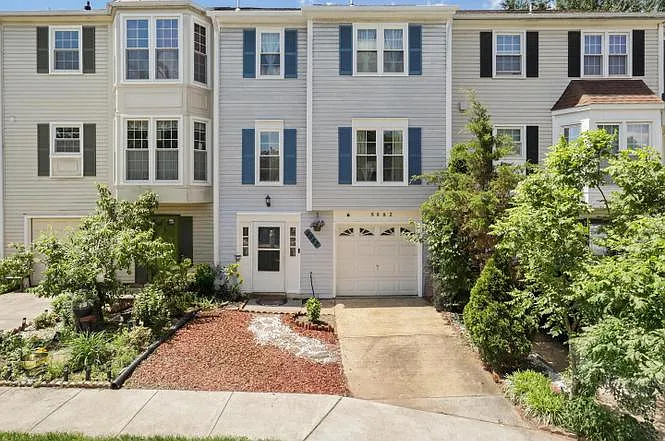 4 bed, 2068 sqft, $2,990 — Photo 4