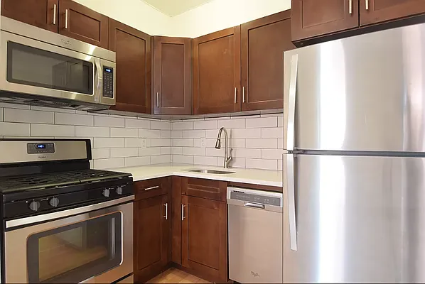 Rented by Corcoran | media 14