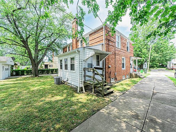 5th image of 1458/1460 Sulzer Ave