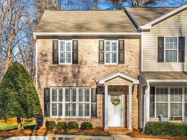 4411 Baylor St, Greensboro, NC 27455