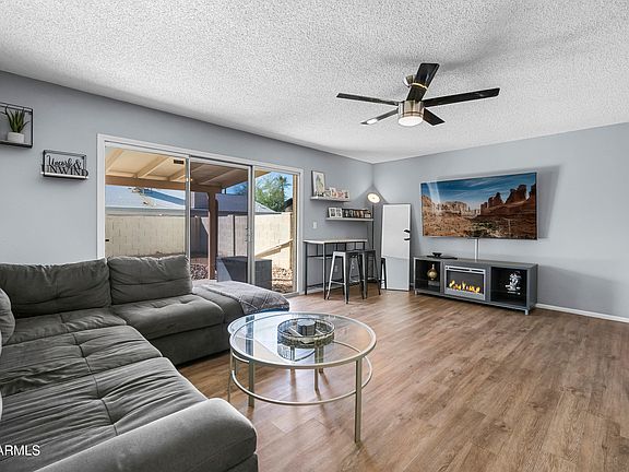 4th image of 2355 W VOLTAIRE Avenue