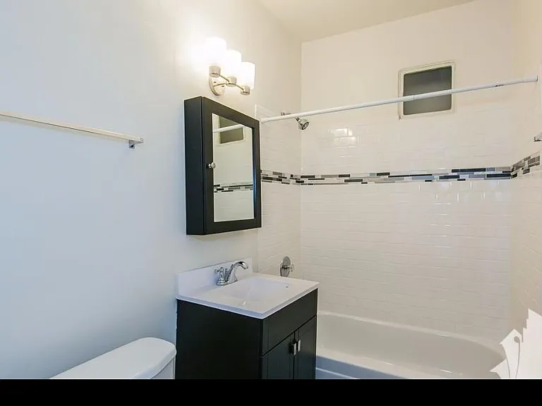 724-32 W Roscoe St #724-1N — Photo 6