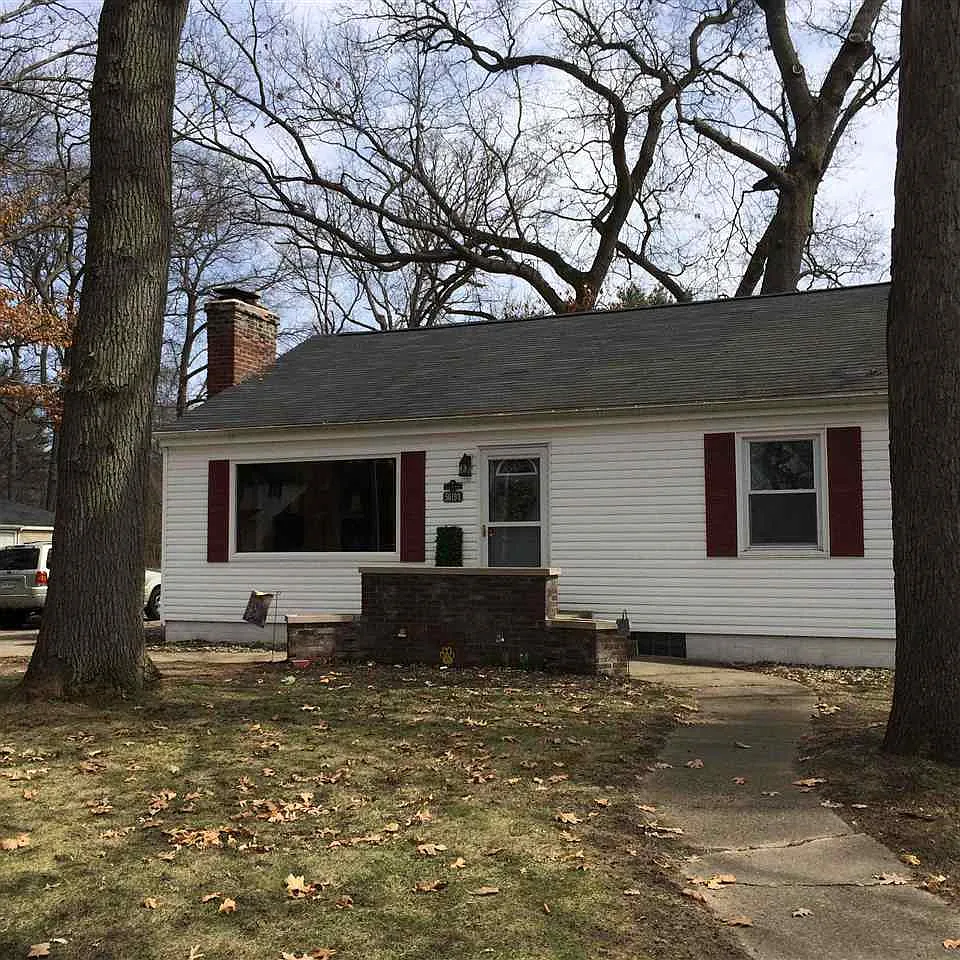 56198 Harman Dr photo 1