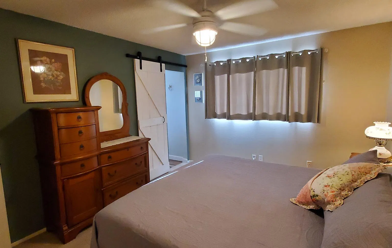 3 bed, 1441 sqft, $2,100 — Photo 4