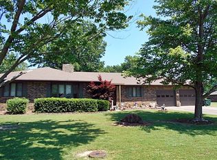 203 S Maple St, Frontenac, KS 66763