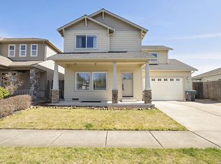 713 Isherwood Dr, Central Pt, OR 97502