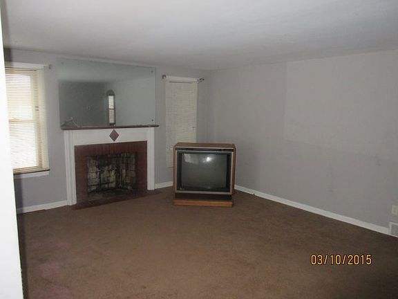5th image of 2627 Alma Ct