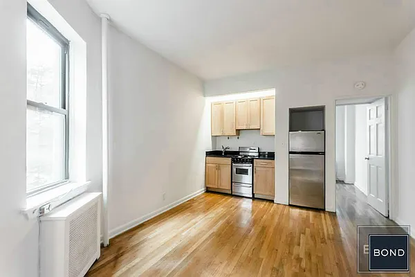 Rented by Bond New York | media 1