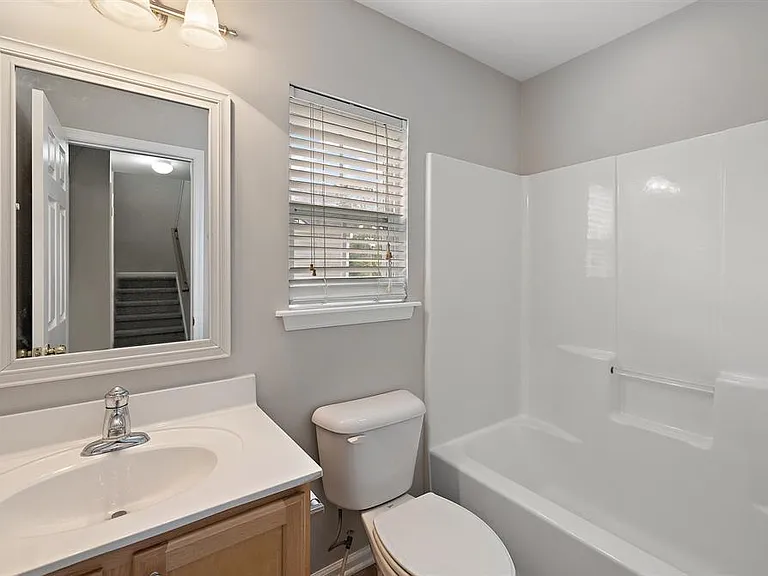 1948 Hubbell Dr — Photo 13