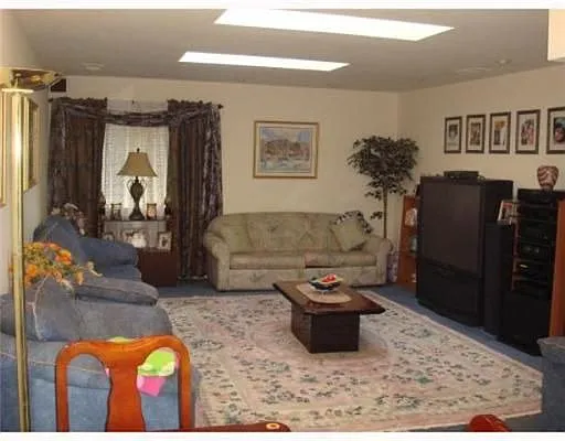 26 Lavender Dr photo 1