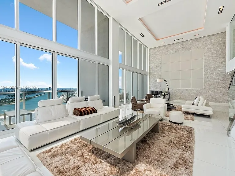 1040 Biscayne Blvd #4403 — Photo 8