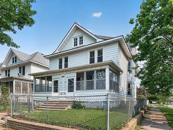 3rd image of 319/321 W Aurora Ave