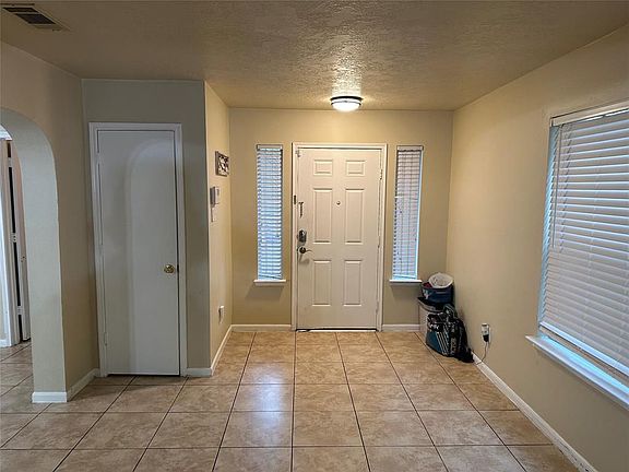 4th image of 11834 Eagle Island Ln