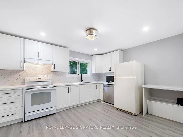 597 High St — Photo 14