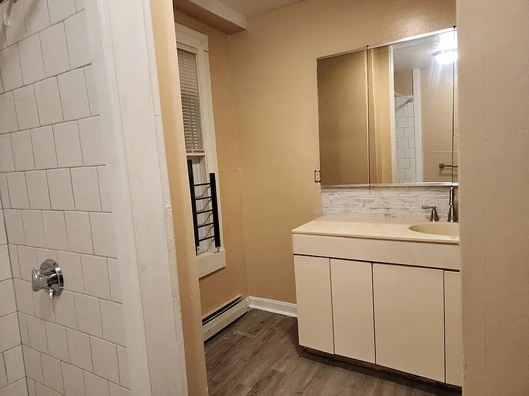 207 Court St #1 — Photo 12