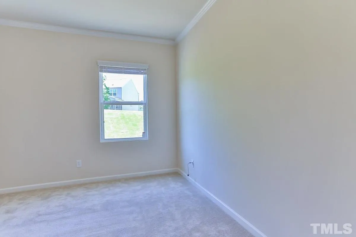 8044 Remington Heights Drive — Photo 2