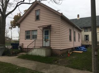 338 W Orchard St, Milwaukee, WI 53204
